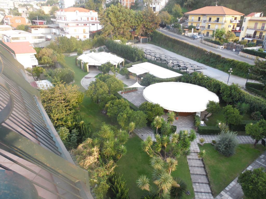 Hotel Parco Castellammare di Stabia Extérieur photo